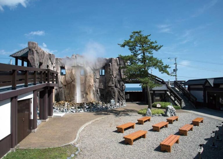 ♨️ 미치노에키 시카베 간헐천 공원(道の駅しかべ間歇泉公園)